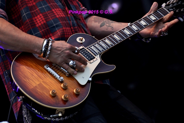 Slash Ft Myles Kennedy  (51).JPG